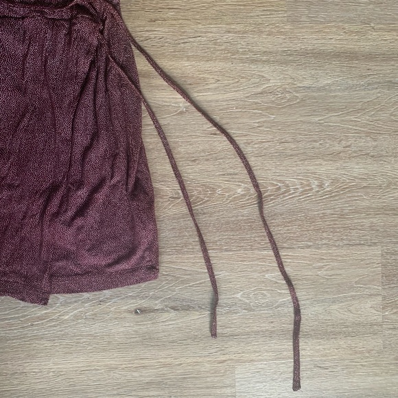H&M Burgundy Dotted Faux Wrap Dress size Large - Picture 2 of 4